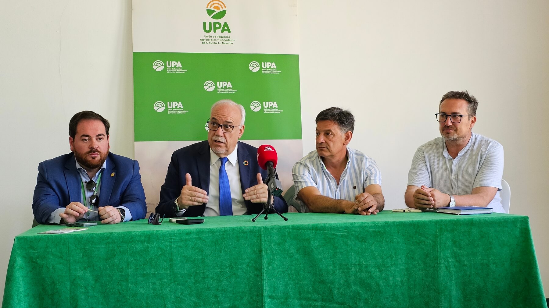 Julián Nieva y Pablo Camacho participaron en la sectorial de UPA celebrada en Fercam 2025